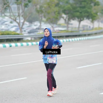 Runner Photo 7387479
