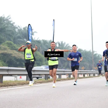 Runner Photo 7387490