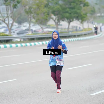 Runner Photo 7387499