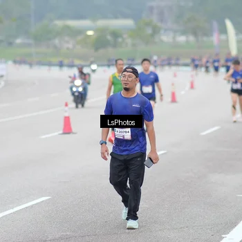 Runner Photo 7387500