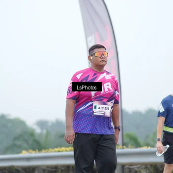 Runner Photo 7387511