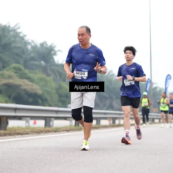 Runner Photo 7387521