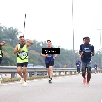 Runner Photo 7387522