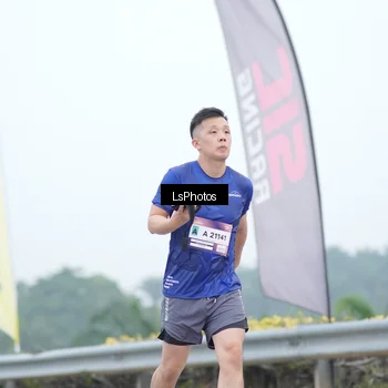 Runner Photo 7387533