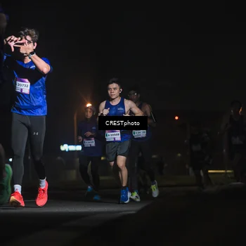 Runner Photo 7387541