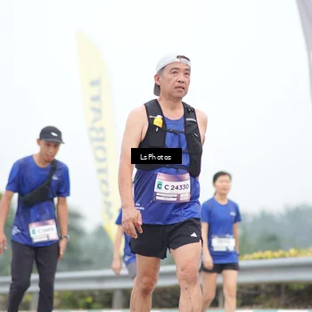 Runner Photo 7387547