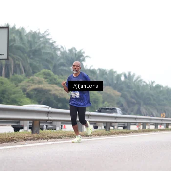 Runner Photo 7387563