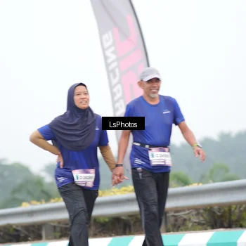 Runner Photo 7387575