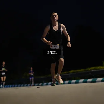 Runner Photo 7387576