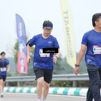 Runner Photo 7387592