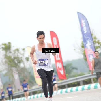Runner Photo 7387599