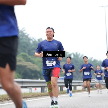 Runner Photo 7387653