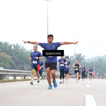 Runner Photo 7387655
