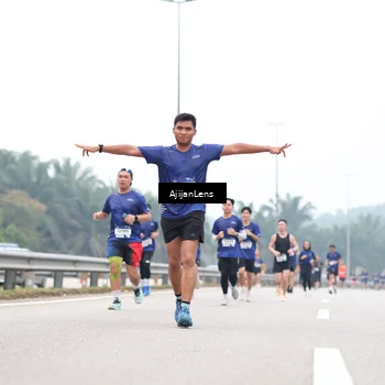 Runner Photo 7387683