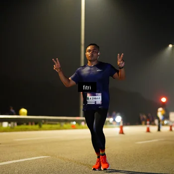 Runner Photo 7387687