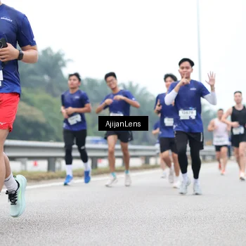 Runner Photo 7387708