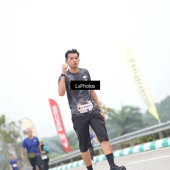Runner Photo 7387717