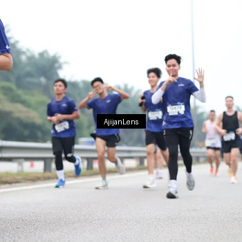 Runner Photo 7387727