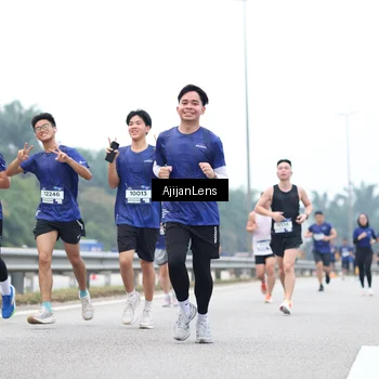 Runner Photo 7387768
