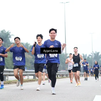 Runner Photo 7387769