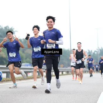 Runner Photo 7387774