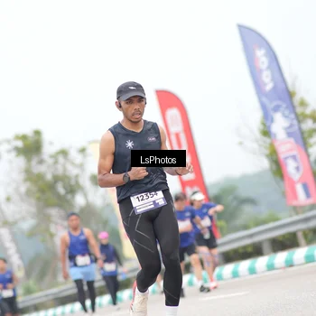 Runner Photo 7387783