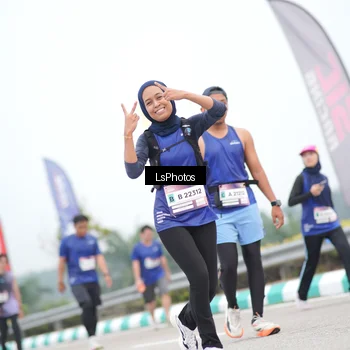 Runner Photo 7387801