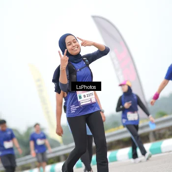 Runner Photo 7387804