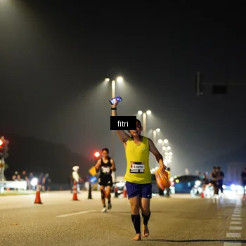 Runner Photo 7387805