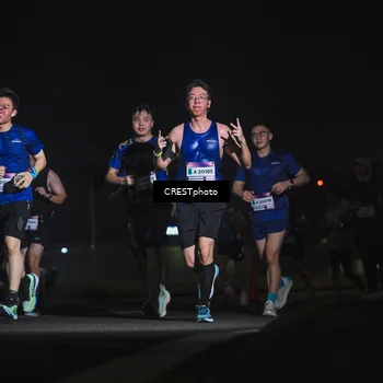 Runner Photo 7387818