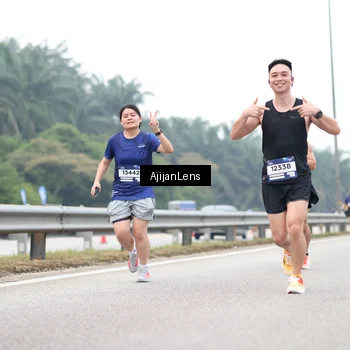 Runner Photo 7387833