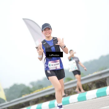 Runner Photo 7387851