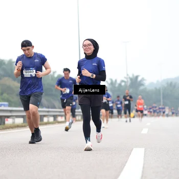 Runner Photo 7387874