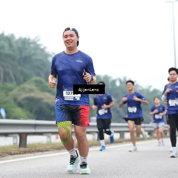 Runner Photo 7387876