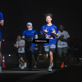 Runner Photo 7387885