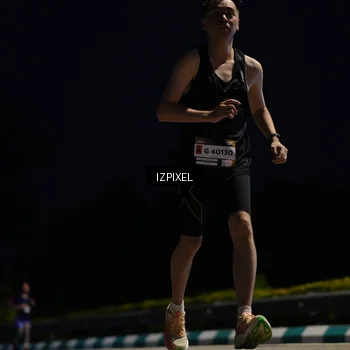 Runner Photo 7387891