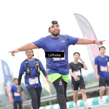 Runner Photo 7387903