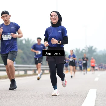 Runner Photo 7387920