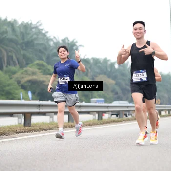 Runner Photo 7387922