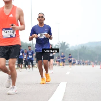 Runner Photo 7388087