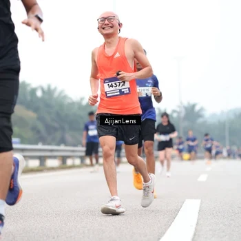 Runner Photo 7388089
