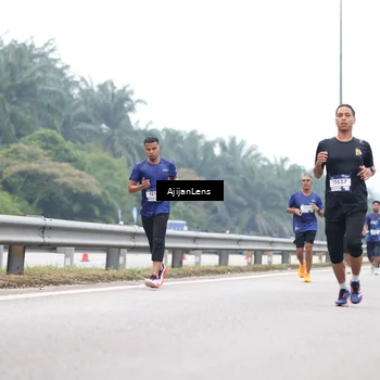 Runner Photo 7388098