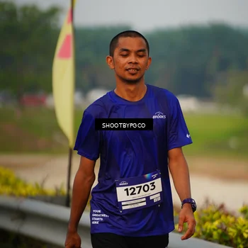 Runner Photo 7388105