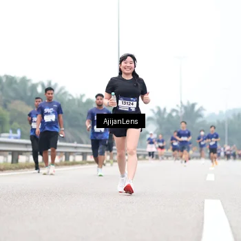 Runner Photo 7388123