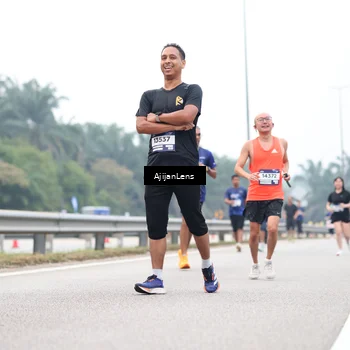 Runner Photo 7388142