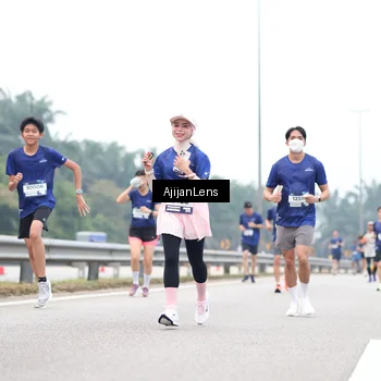 Runner Photo 7388363