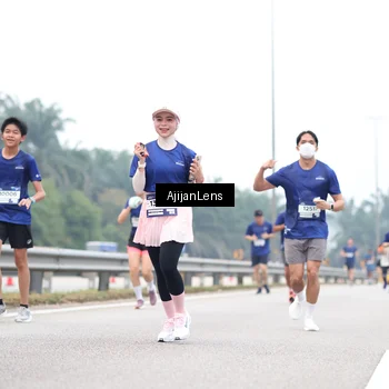 Runner Photo 7388369