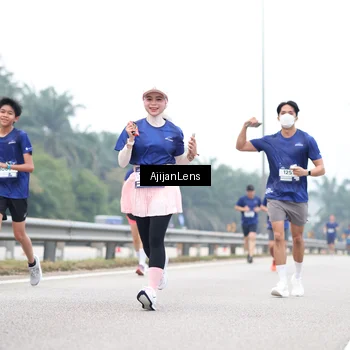 Runner Photo 7388384