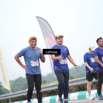 Runner Photo 7388449