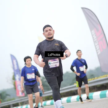 Runner Photo 7388466